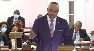 Dominica parliament passes legislation to decriminalise small amounts of marijuana