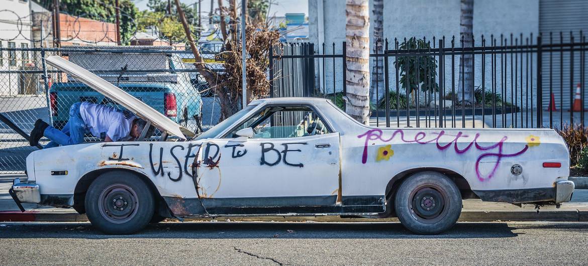 Exported used cars ‘dumped’ on developing nations, driving up pollution, UN warns 