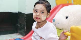     WHO launches new tools to help countries build effective childhood cancer programmes